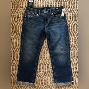 Maurices Dark Wash capris